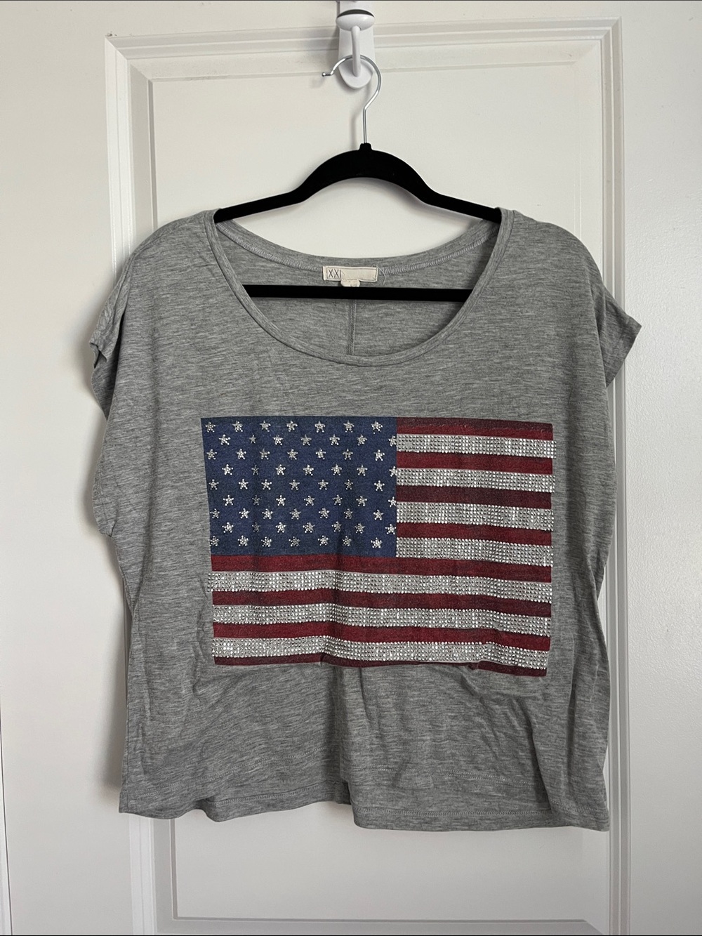 Forever 21 Gray Short Sleeve Tee with Rhinestone American Flag